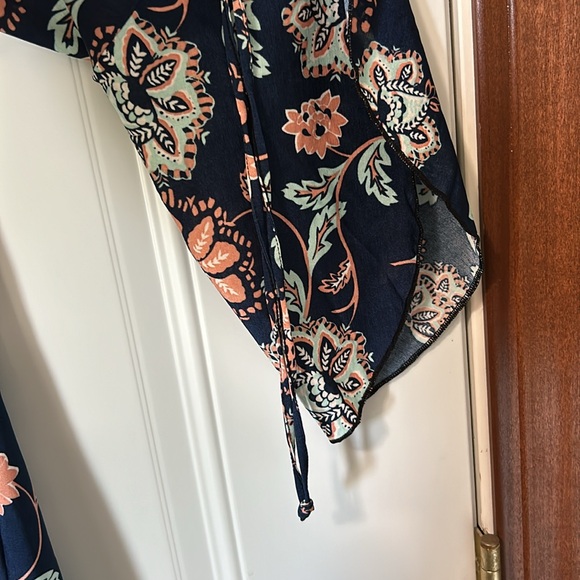 Long sleeve tunic - Picture 3 of 3